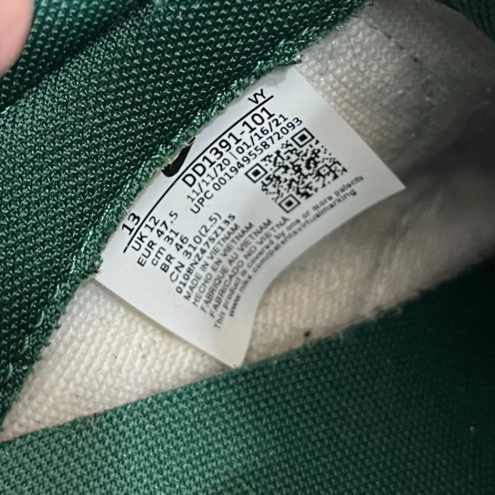 Nike good preowned